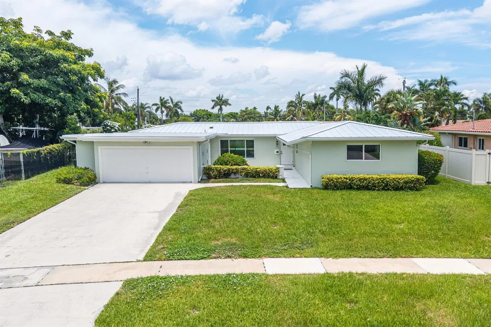 311 NE 23RD WAY Boca Raton, FL 33431