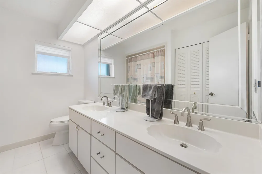 272 Bermuda Beach Drive Hutchinson Island, FL 34949