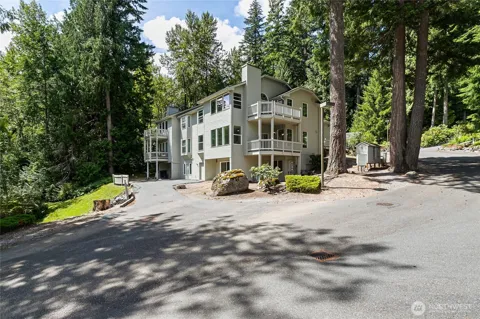 1957 Lake Whatcom Boulevard #9B