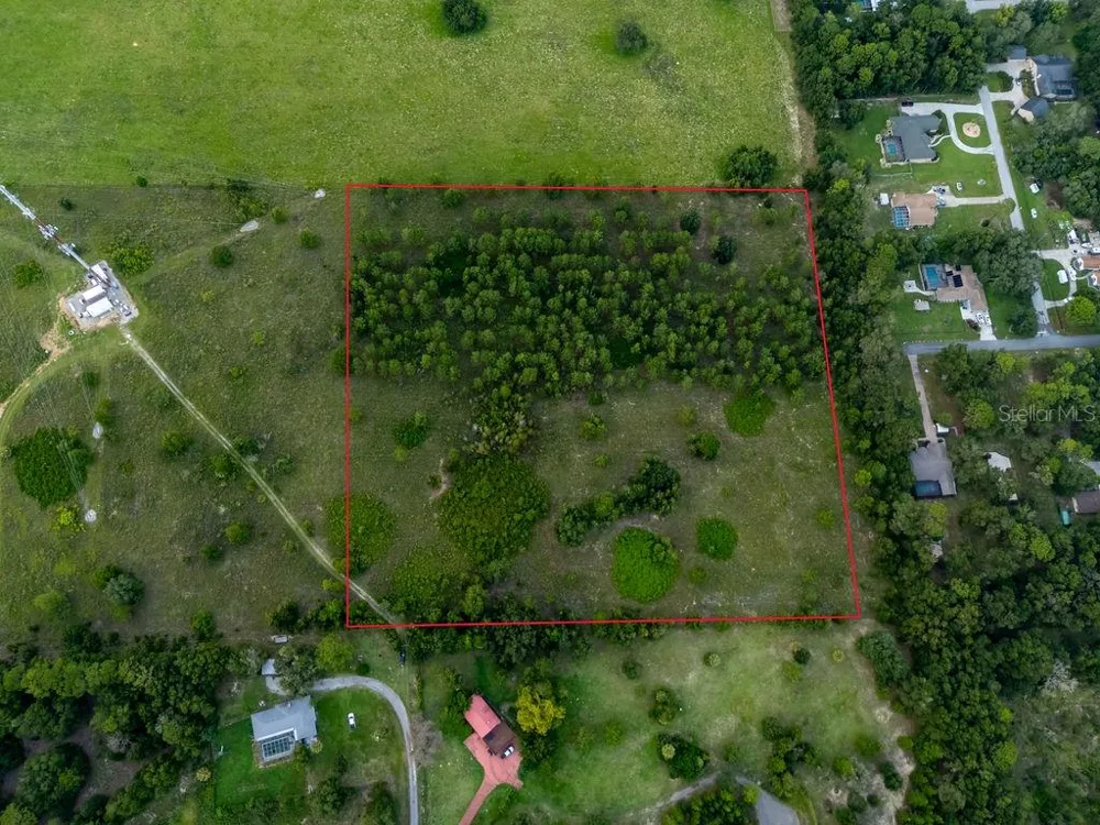 1083 OBRIEN POINT Lecanto, FL 34461
