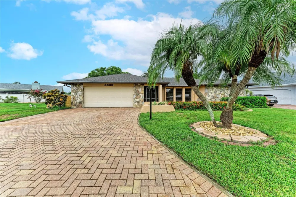 4533 KIPLING CIRCLE Sarasota, FL 34241