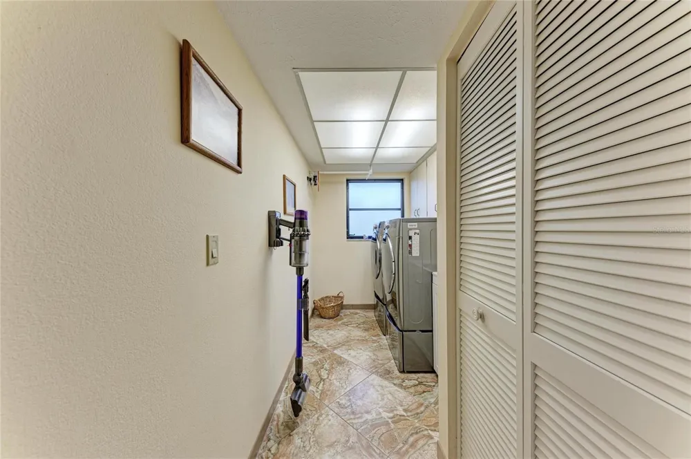 4533 KIPLING CIRCLE Sarasota, FL 34241