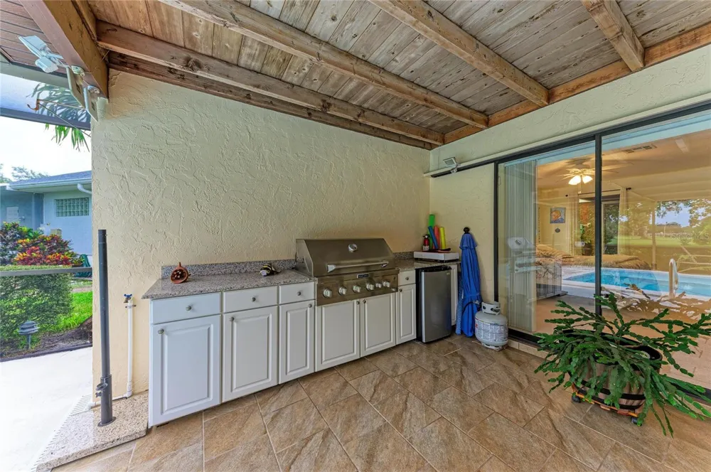 4533 KIPLING CIRCLE Sarasota, FL 34241