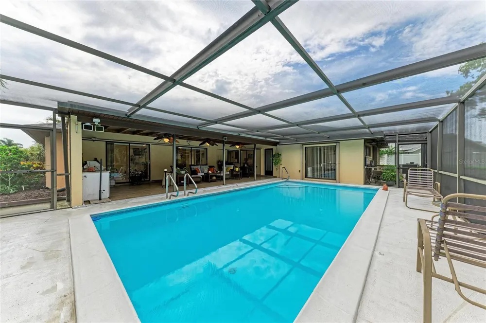 4533 KIPLING CIRCLE Sarasota, FL 34241