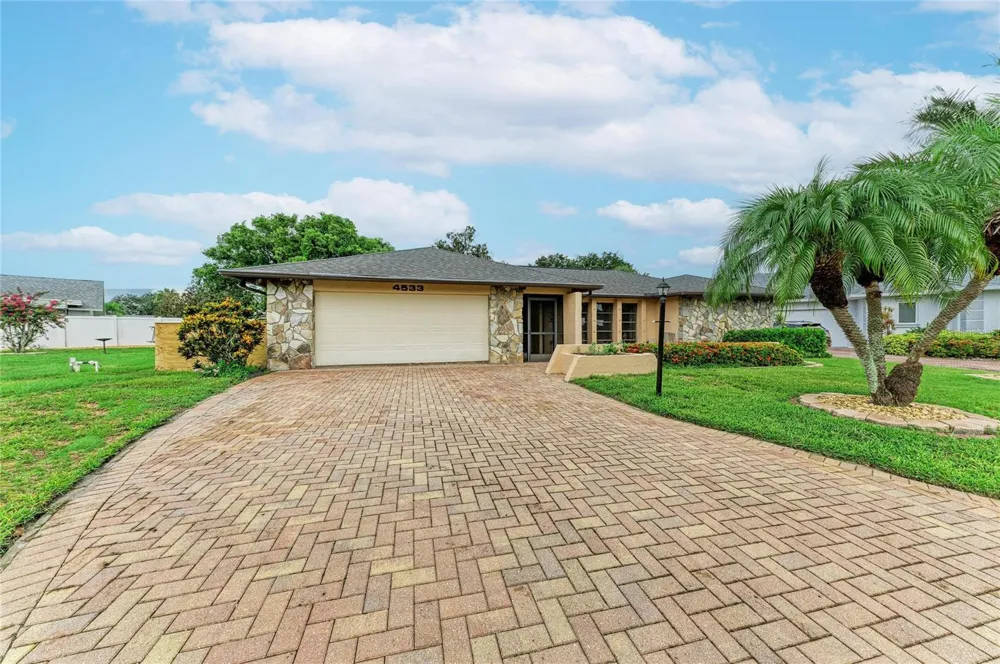 4533 KIPLING CIRCLE Sarasota, FL 34241
