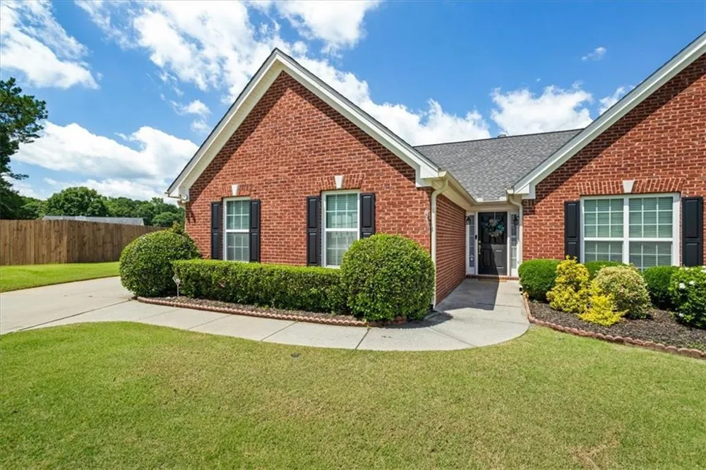 2615 Snowcrest Place Bethlehem, GA 30620