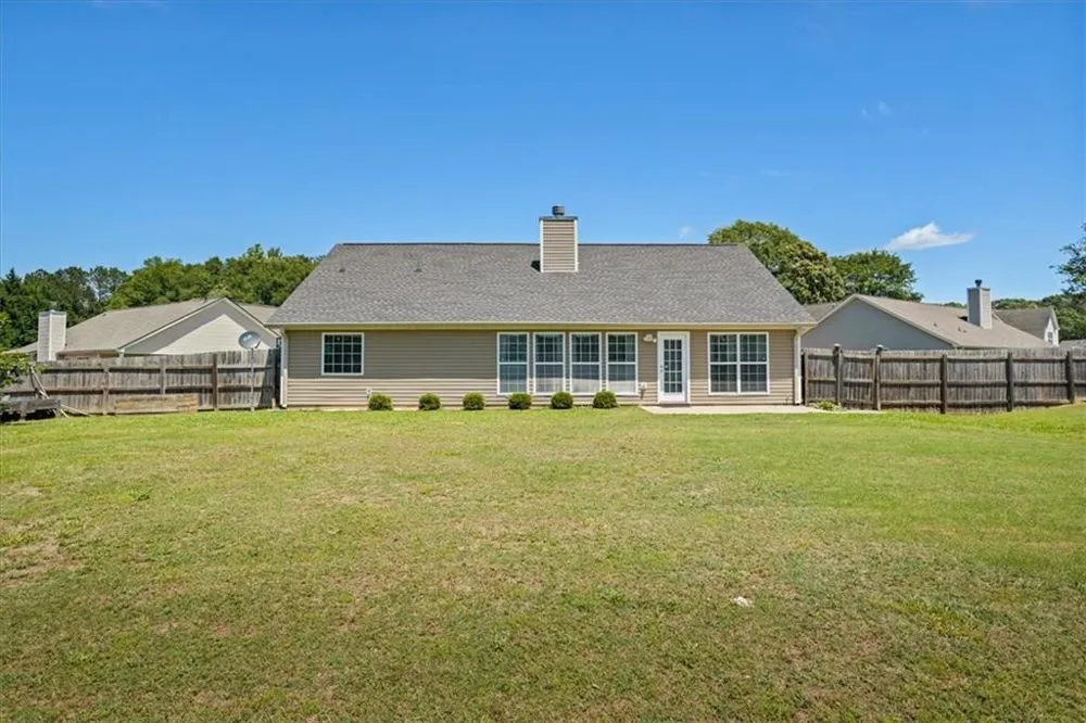 2615 Snowcrest Place Bethlehem, GA 30620