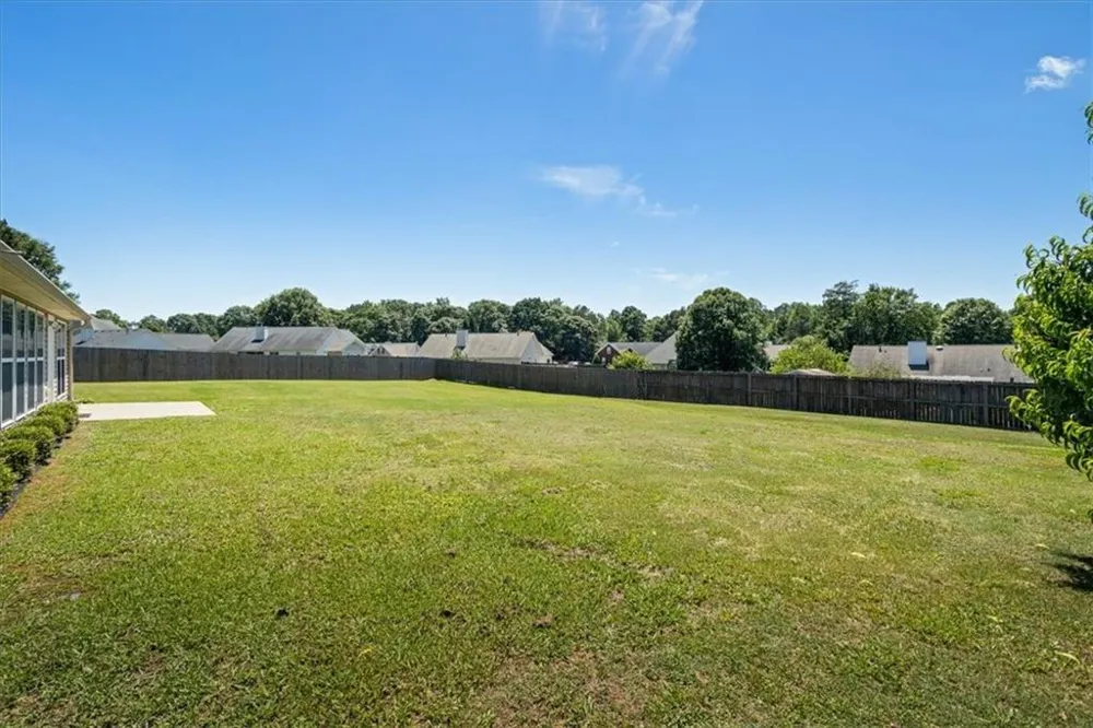 2615 Snowcrest Place Bethlehem, GA 30620