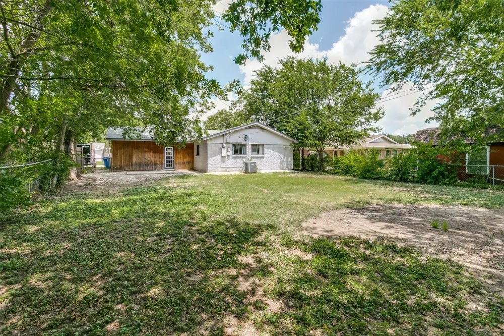 1640 Gill Street Blue Mound, TX 76131