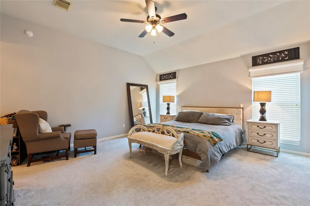 803 Hackberry Lane Friendswood, TX 77546