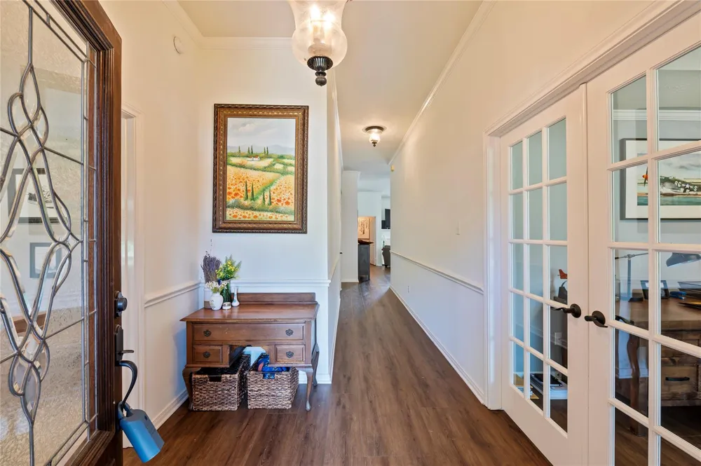 803 Hackberry Lane Friendswood, TX 77546