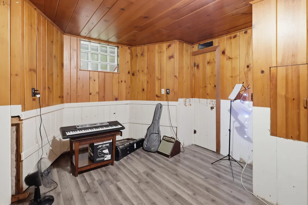 617 East Street Three Rivers, MI 49093
