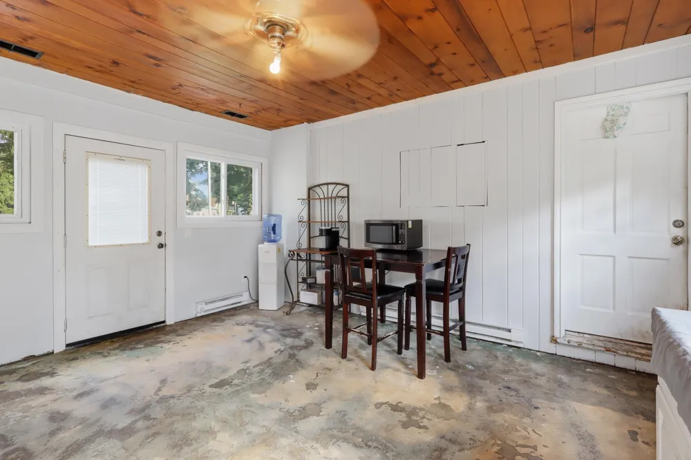 617 East Street Three Rivers, MI 49093
