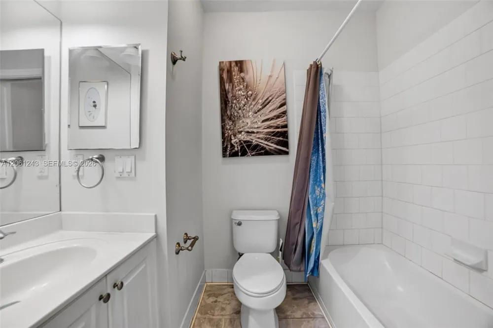 3227 NW 32nd Ter Oakland Park, FL 33309
