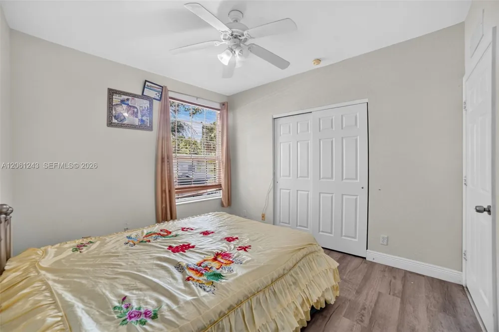 3227 NW 32nd Ter Oakland Park, FL 33309