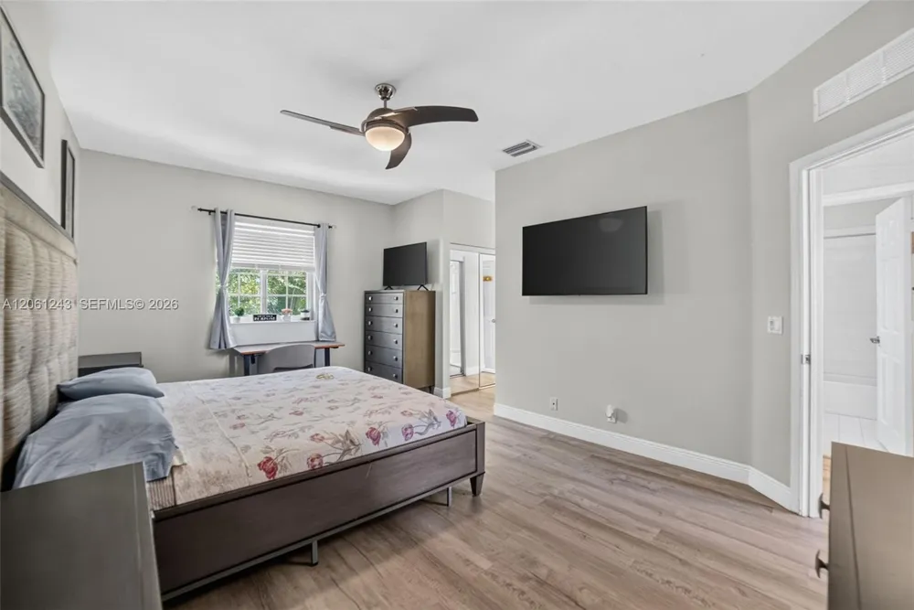 3227 NW 32nd Ter Oakland Park, FL 33309