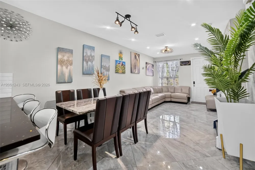 3227 NW 32nd Ter Oakland Park, FL 33309
