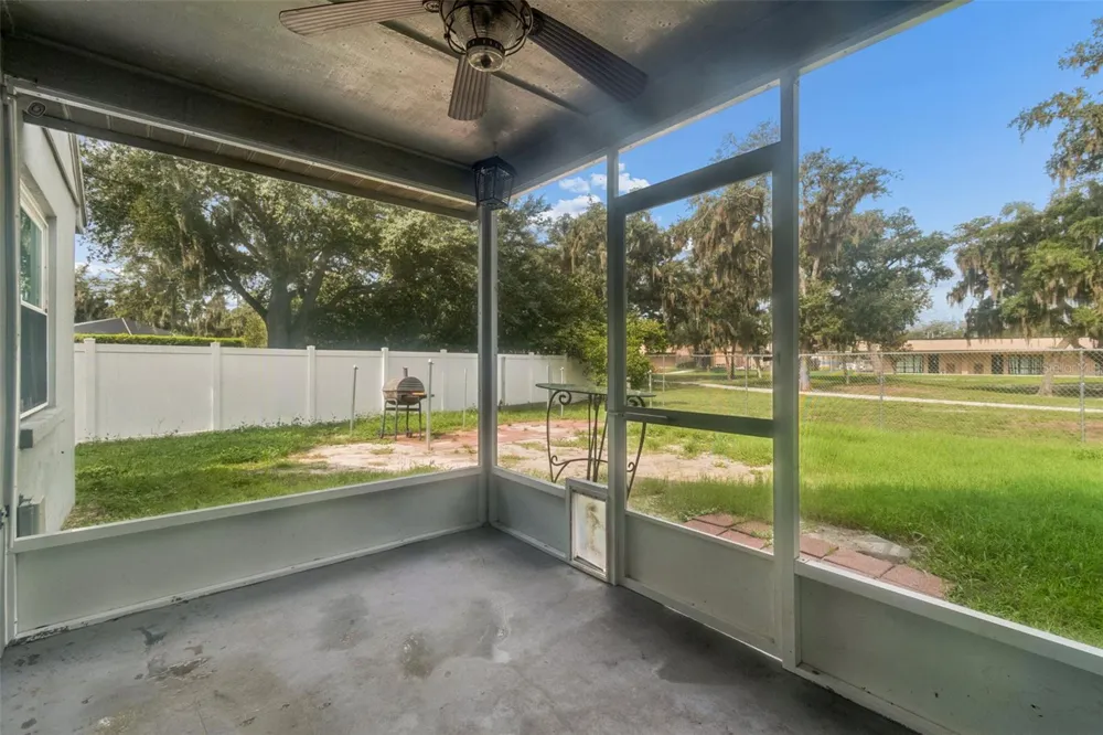 4133 BARRET AVENUE Plant City, FL 33566