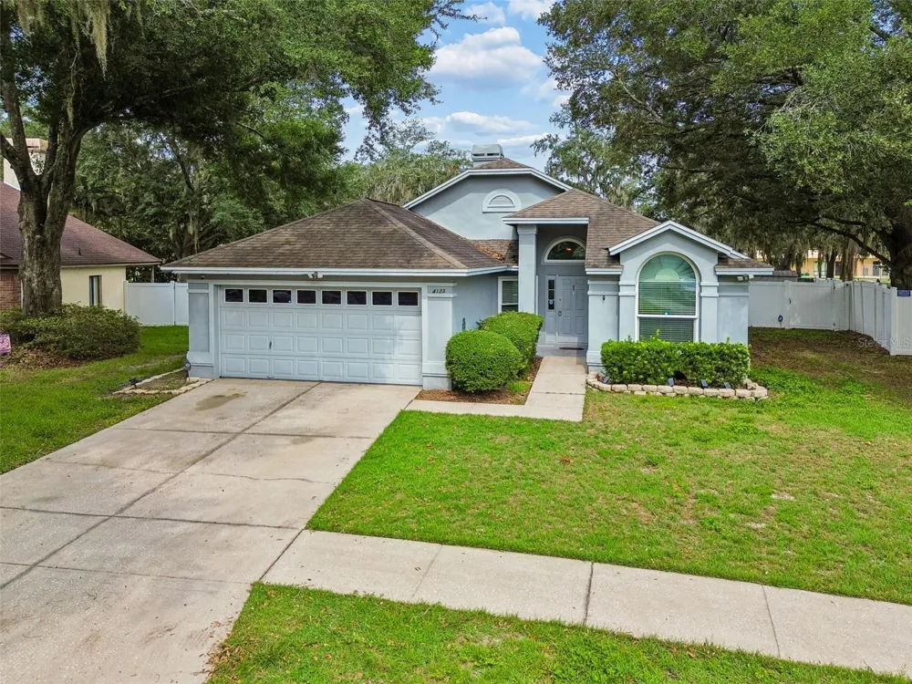 4133 BARRET AVENUE Plant City, FL 33566