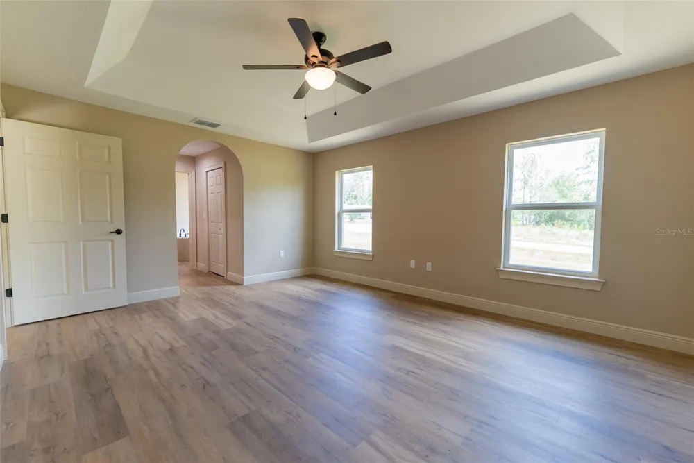 69 MALAUKA DRIVE Ocklawaha, FL 32179