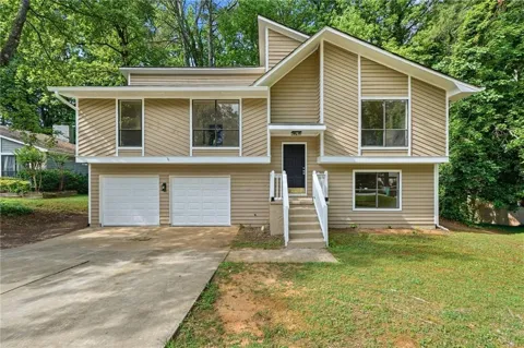 996 Park Forest Trail NW