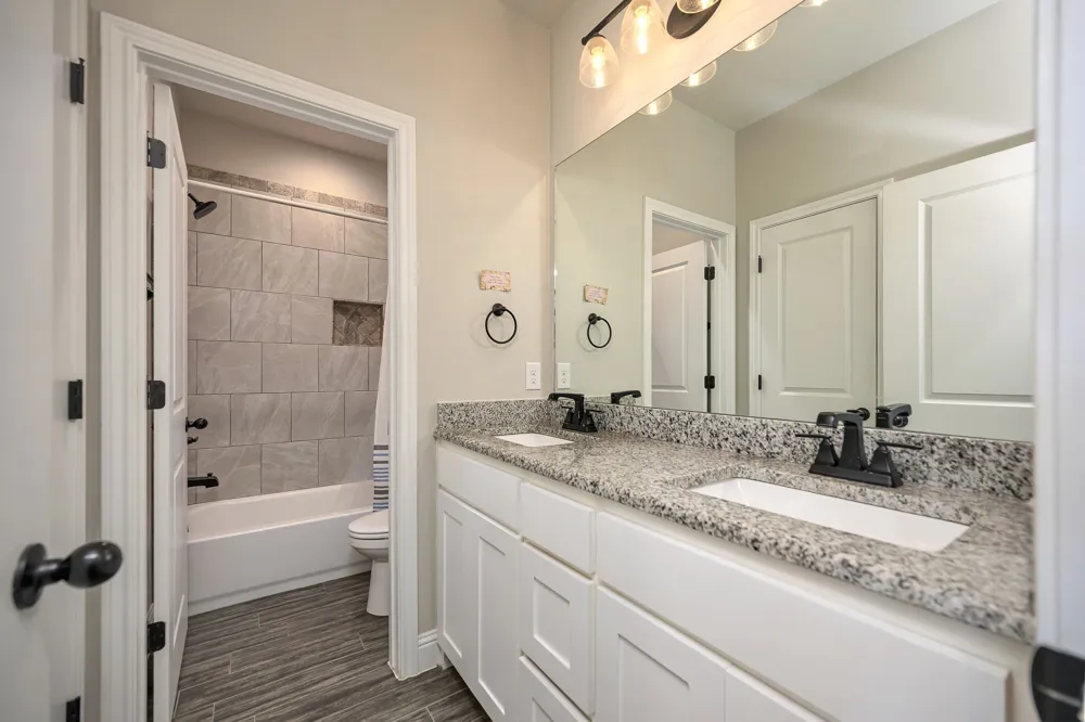 917 E 3rd Street Springtown, TX 76082