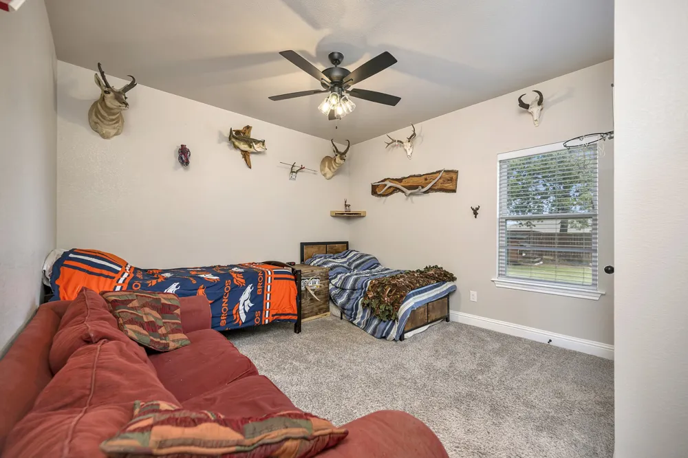917 E 3rd Street Springtown, TX 76082