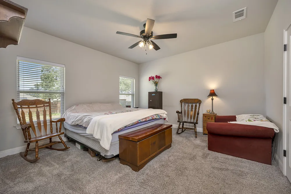917 E 3rd Street Springtown, TX 76082