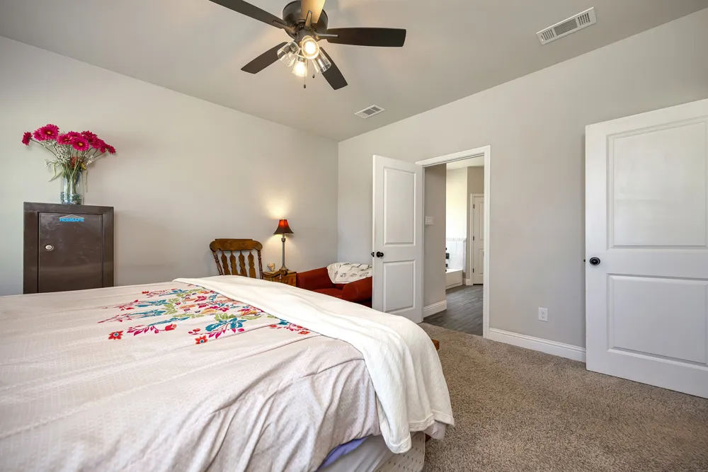 917 E 3rd Street Springtown, TX 76082