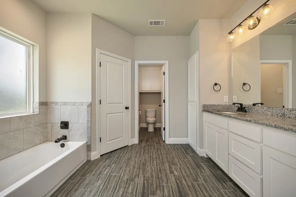 917 E 3rd Street Springtown, TX 76082