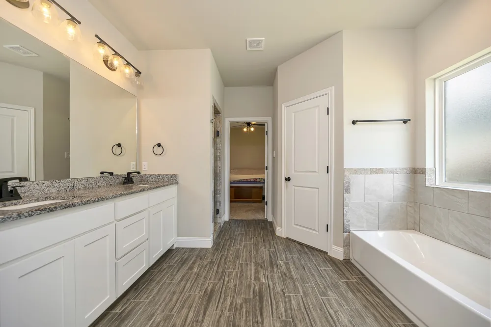 917 E 3rd Street Springtown, TX 76082