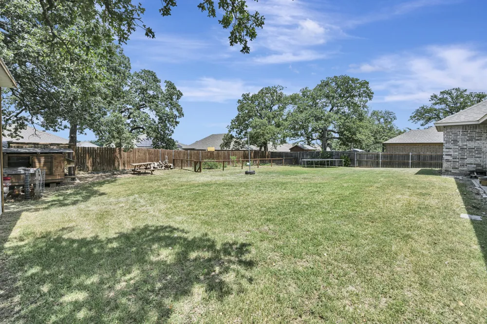 917 E 3rd Street Springtown, TX 76082