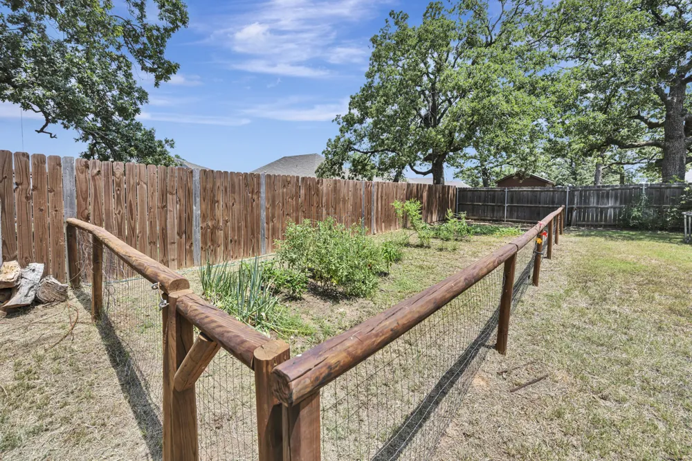 917 E 3rd Street Springtown, TX 76082