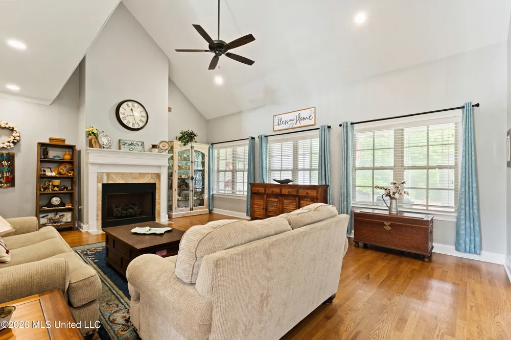 2157 Hemmingway Drive Nesbit, MS 38651