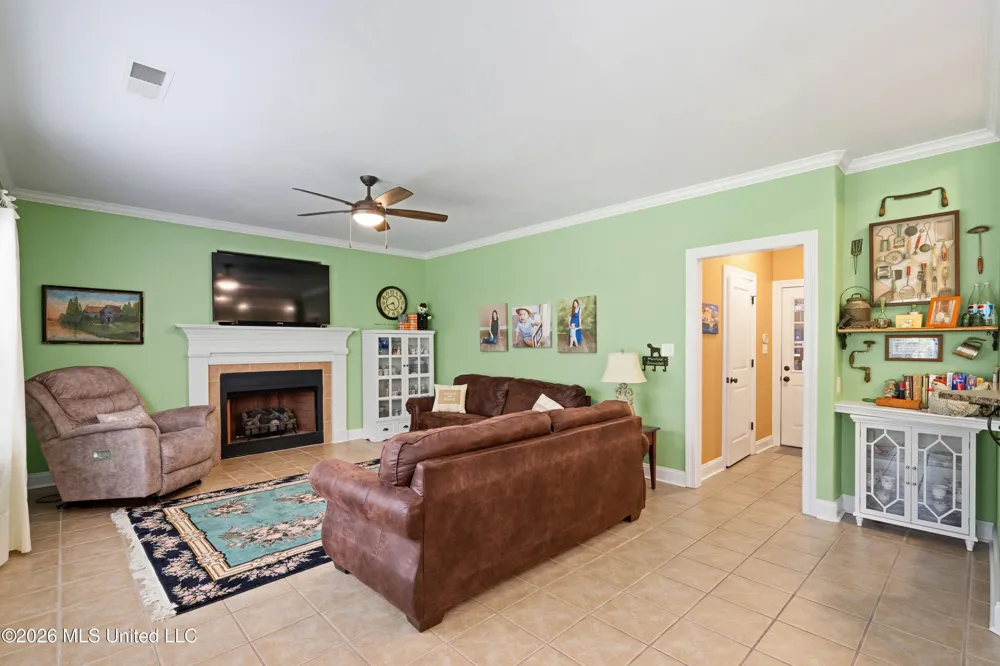 2157 Hemmingway Drive Nesbit, MS 38651