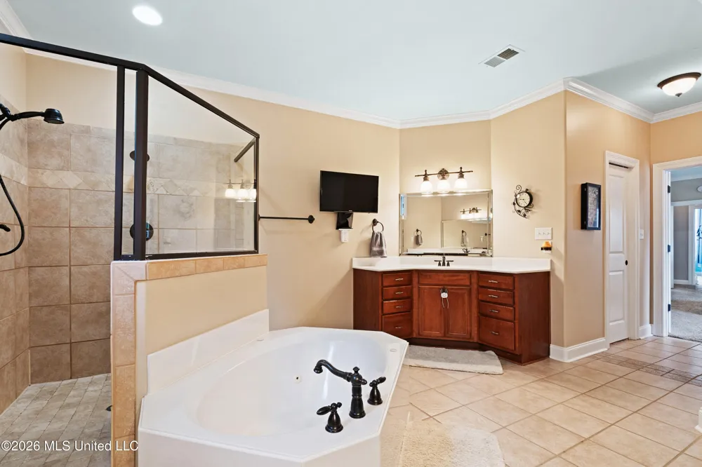 2157 Hemmingway Drive Nesbit, MS 38651