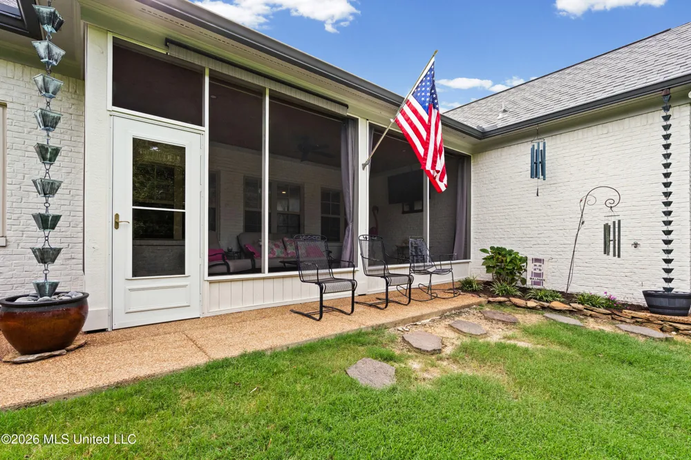 2157 Hemmingway Drive Nesbit, MS 38651