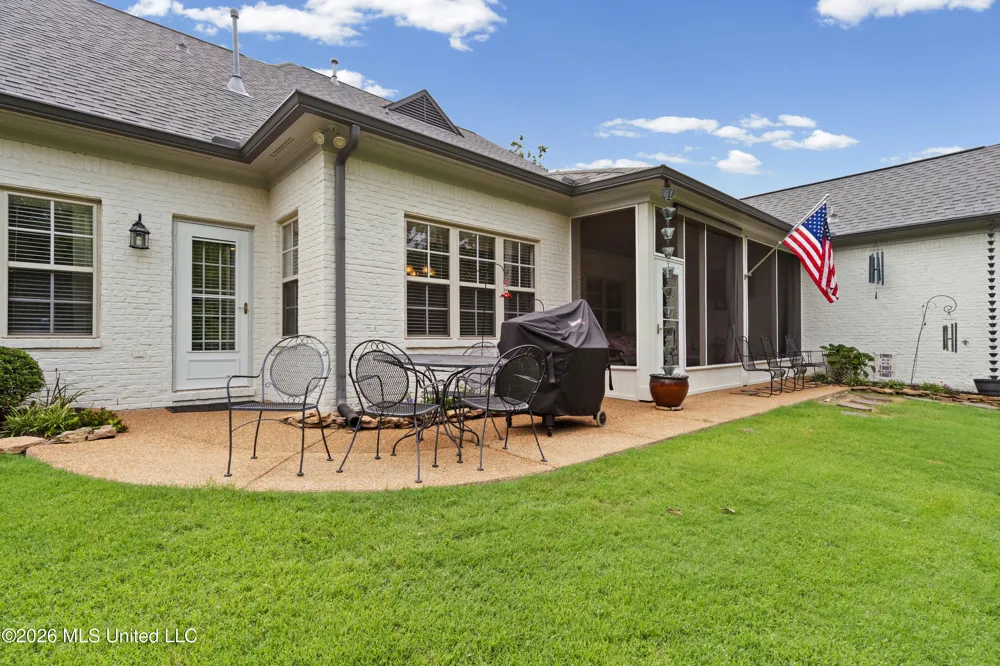 2157 Hemmingway Drive Nesbit, MS 38651