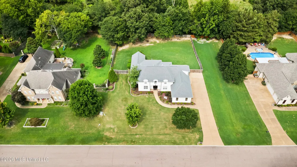 2157 Hemmingway Drive Nesbit, MS 38651