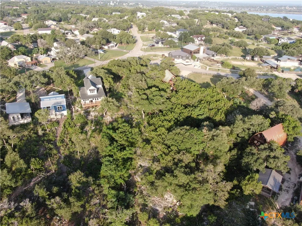 2111 Lakeview Drive Canyon Lake, TX 78133