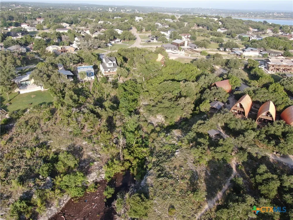 2111 Lakeview Drive Canyon Lake, TX 78133