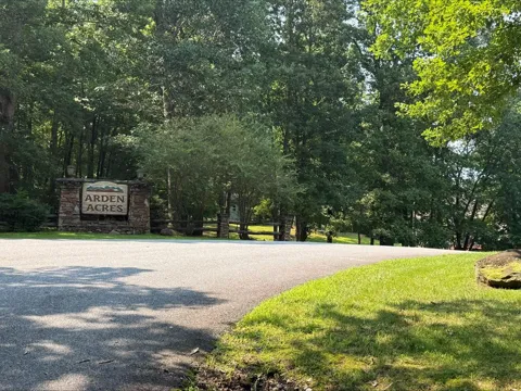 8 Mystic Ridge