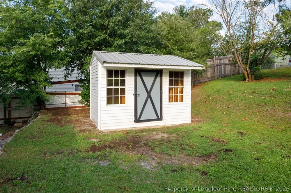 3321 Red Fox Road Spring Lake, NC 28390