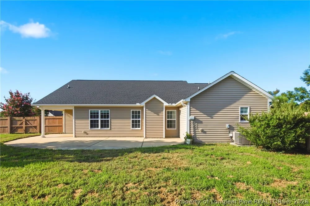 675 Hogart Street Raeford, NC 28376