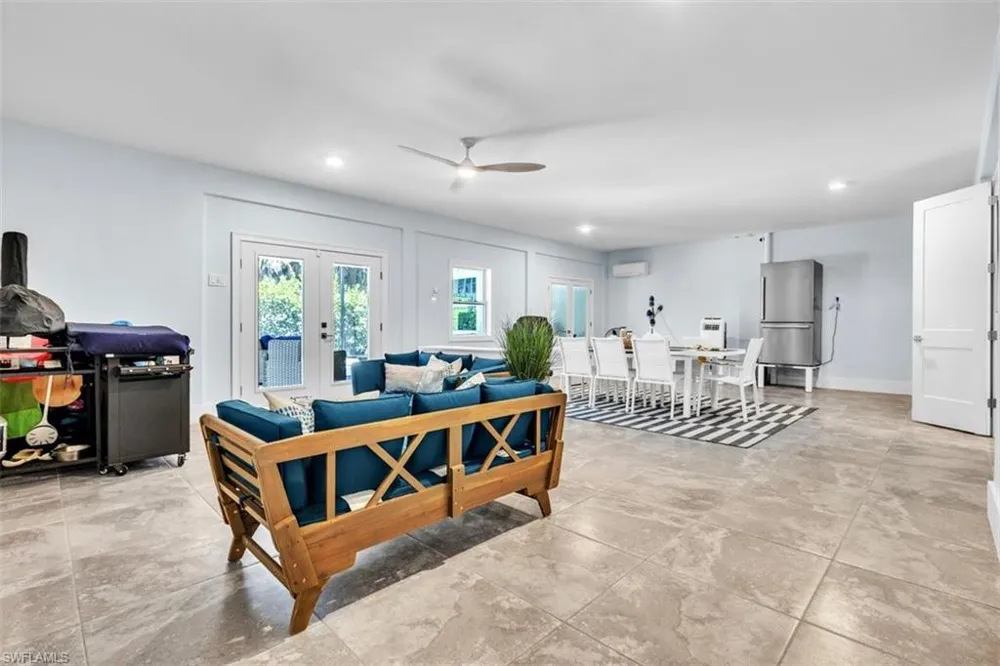9277 Belding Drive Sanibel, FL 33957