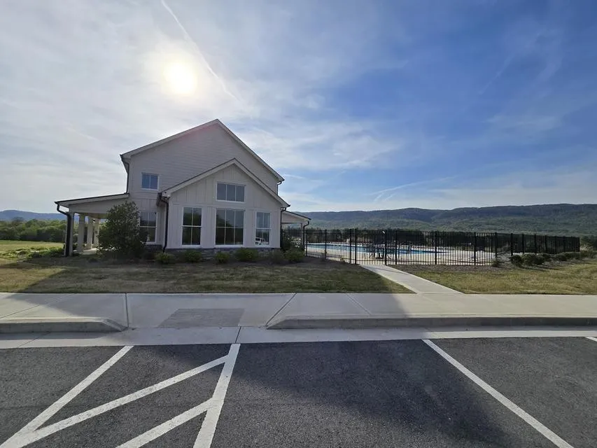 92 Farmview Way Dunlap, TN 37327