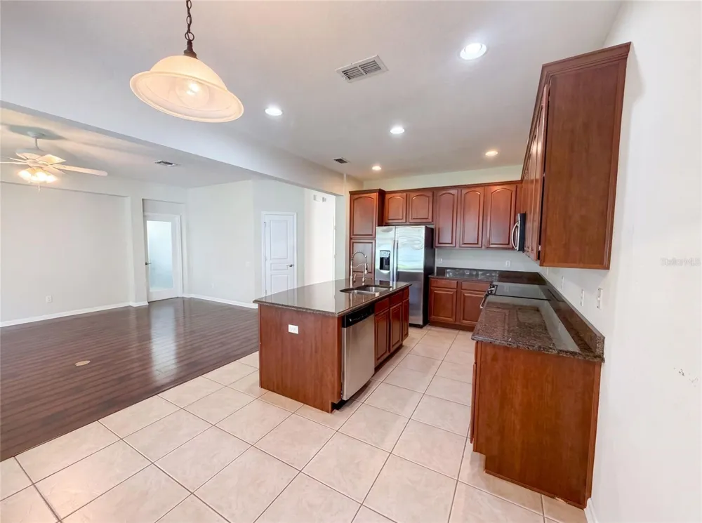 13228 ROSKIN LANE Windermere, FL 34786