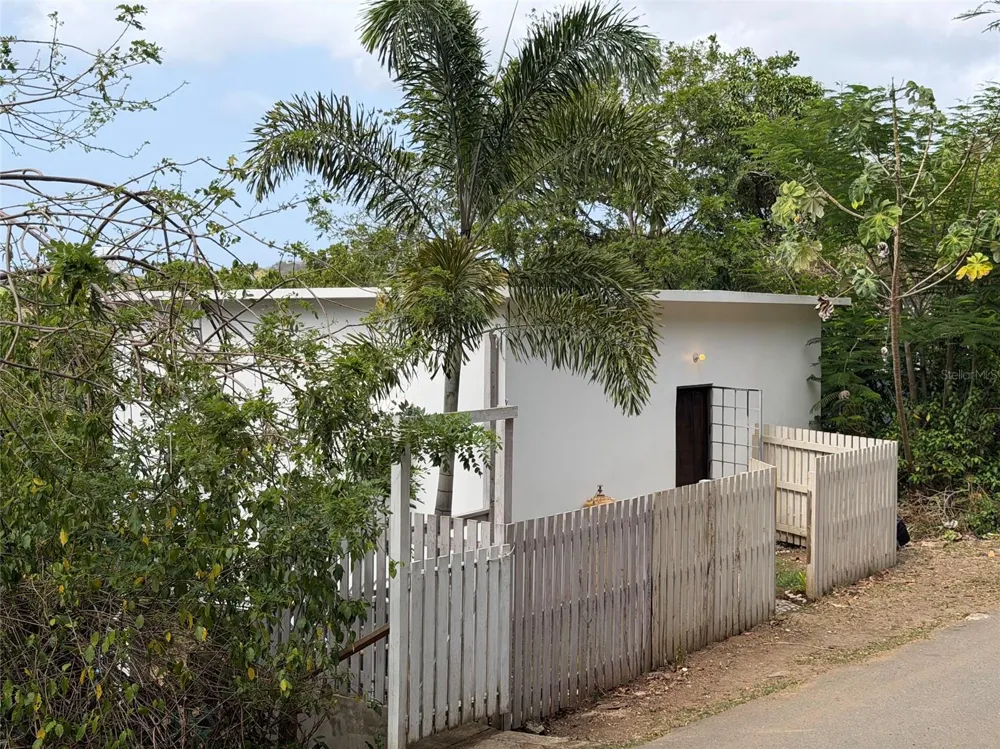 311 VILLA BORINQUEN Vieques, PR 00765