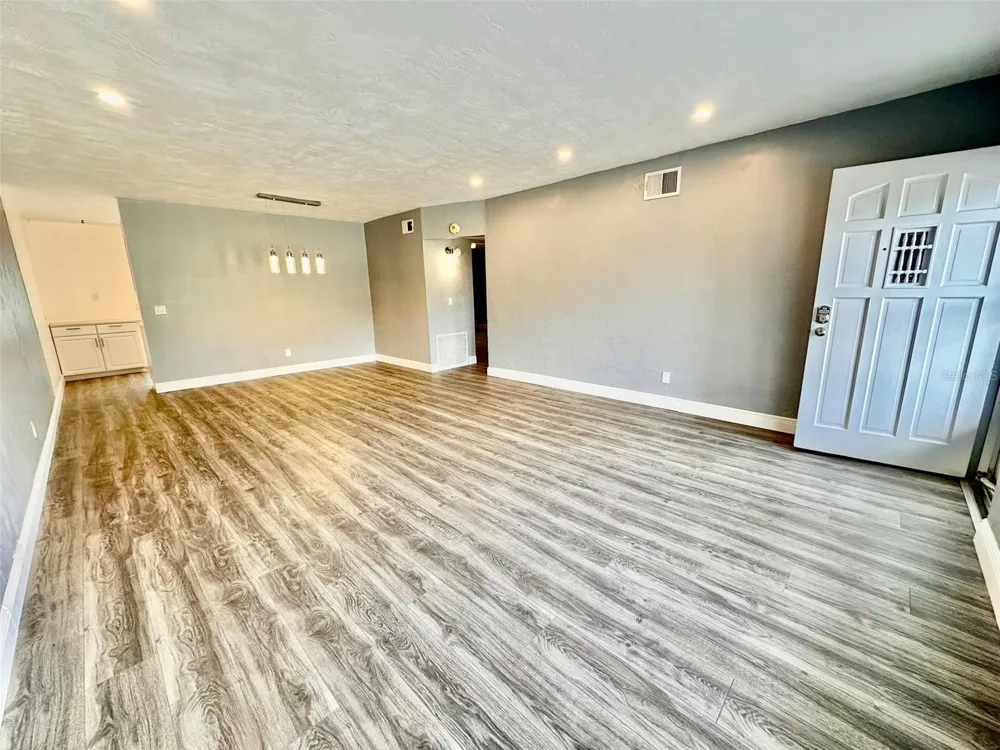 2431 CANADIAN WAY #37 Clearwater, FL 33763