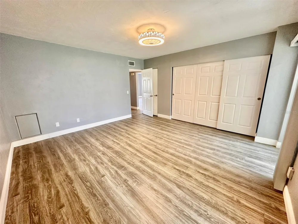 2431 CANADIAN WAY #37 Clearwater, FL 33763